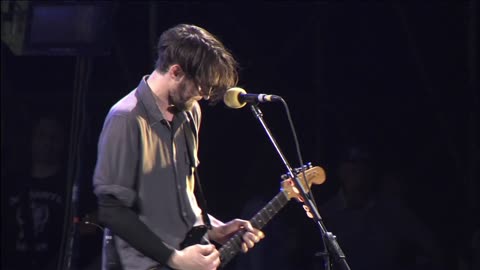 Charlie - Red Hot Chilli Peppers (live)
