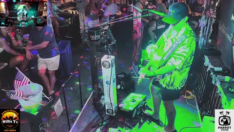 LIVE Music Everyday!