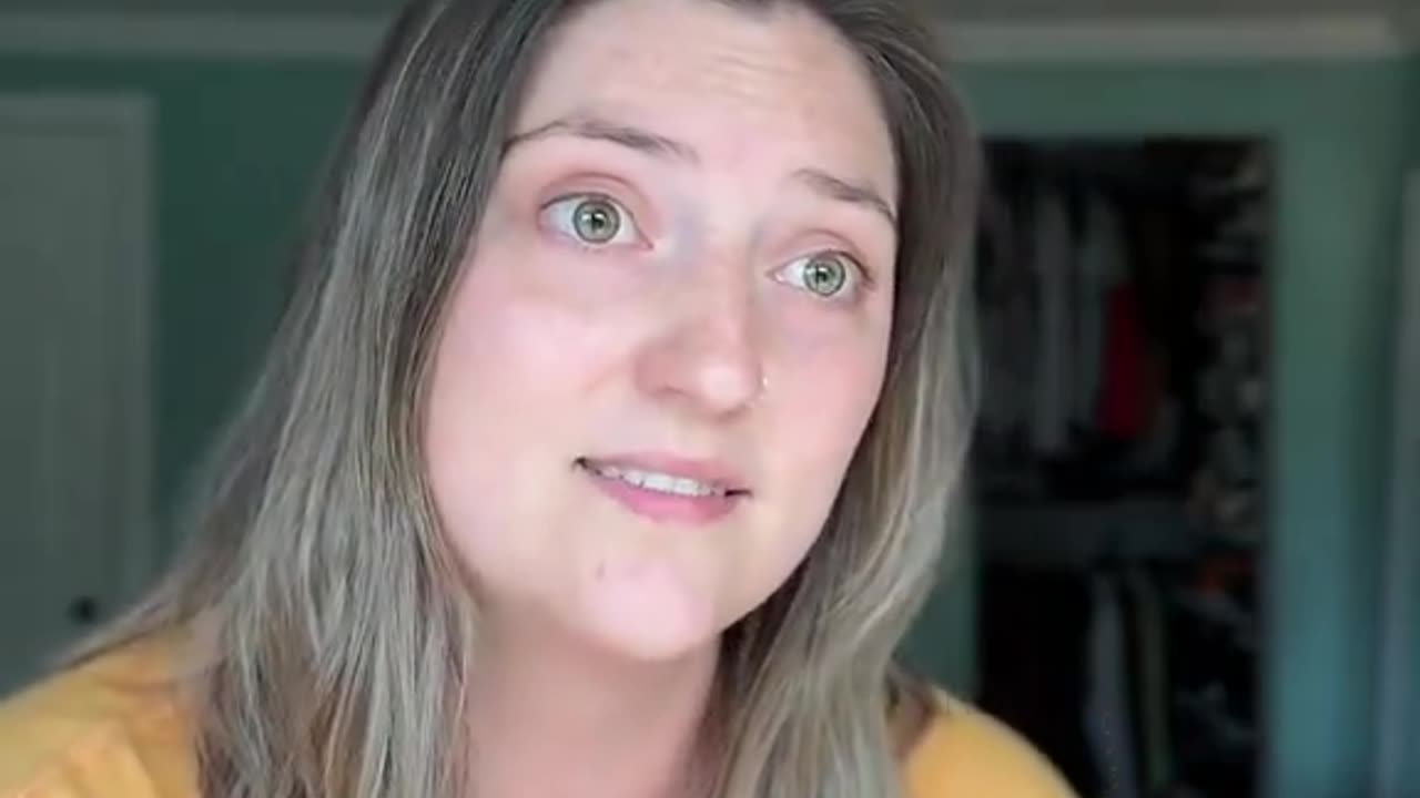 Teacher won’t recite the pledge of alliegence or national anthem but will sing “f*ck Trump, f*ck ICE, free palestine”