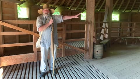 George Washington's 16-Sided Barn