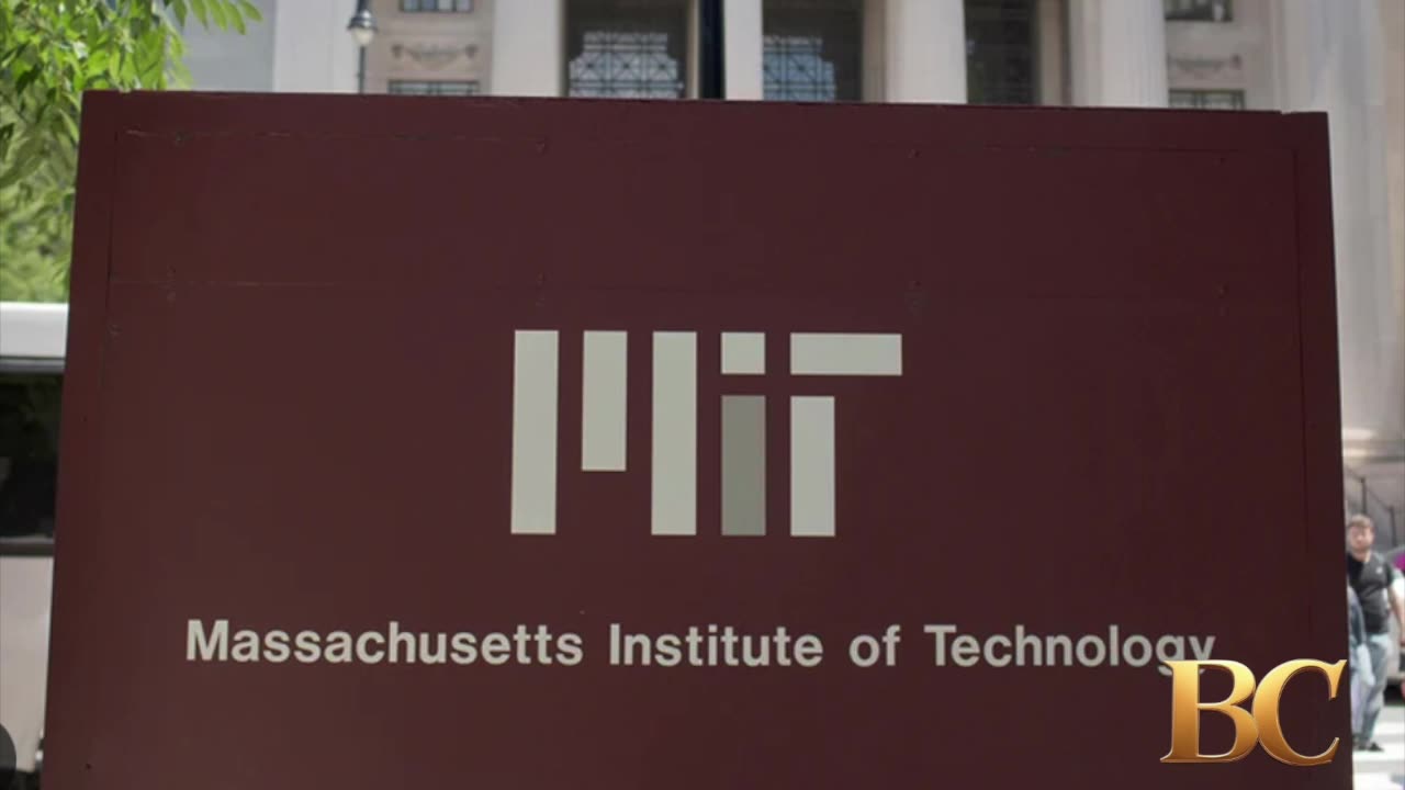 MIT captures first image of free-range atoms, can help visualize quantum phenomena