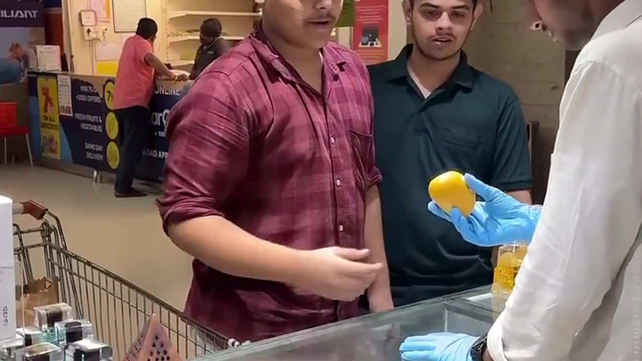 Mango works wonderfully in summer perfumes