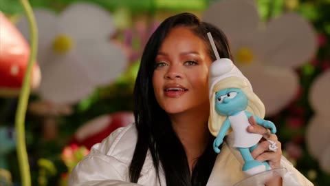 Smurfs - Smurfette Drink (2025 Movie) Rihanna