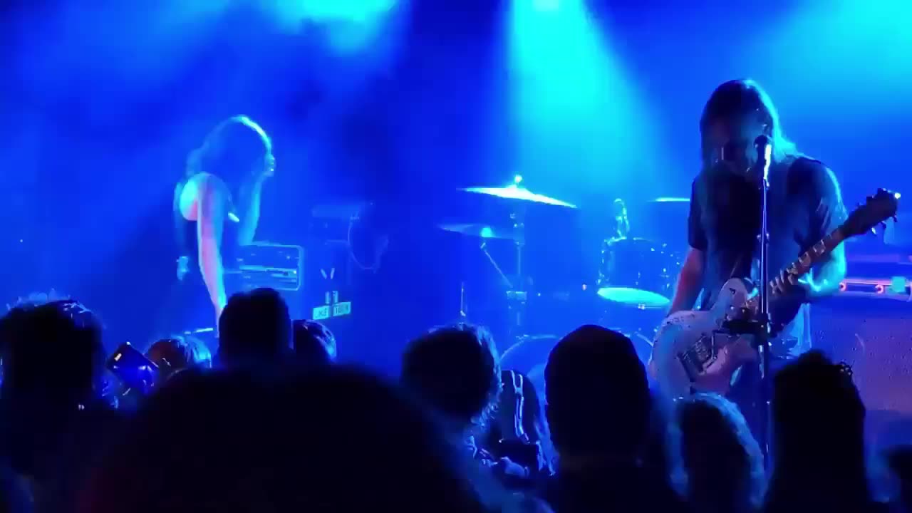 Lacey Sturm and Benjamin Burnley - So Cold