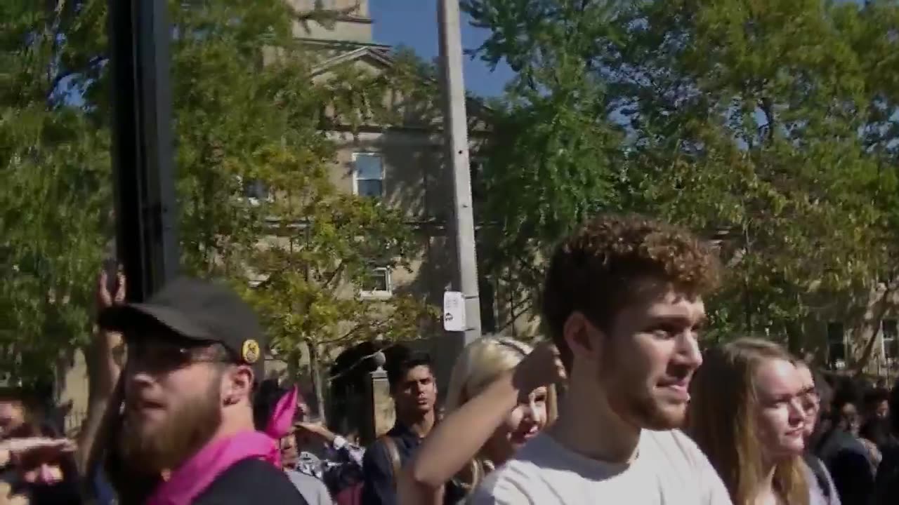 Lauren Southern mobbed with racist slur