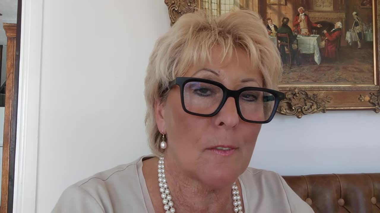 I&#39;m Fighting the Onslaught of a Communist style Government - June Slater UK Politics Uncovered