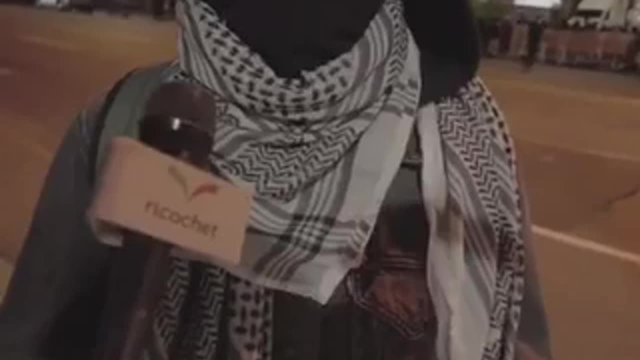 Palestinian activists shut down Canada's largest food terminal to "disrupt the food chain"