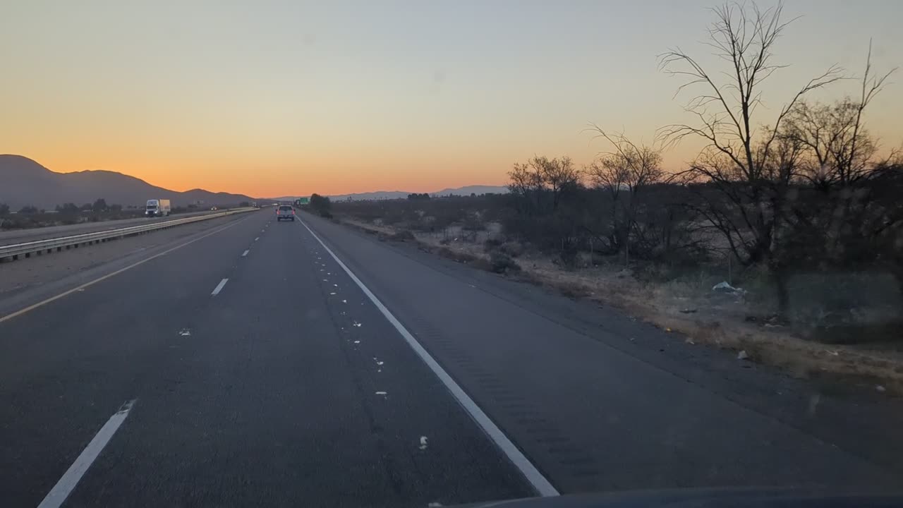 Trucking Yermo, CA.
