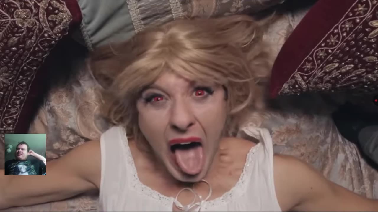 Reacting To Taylor Swift - "Blank Space" Parody