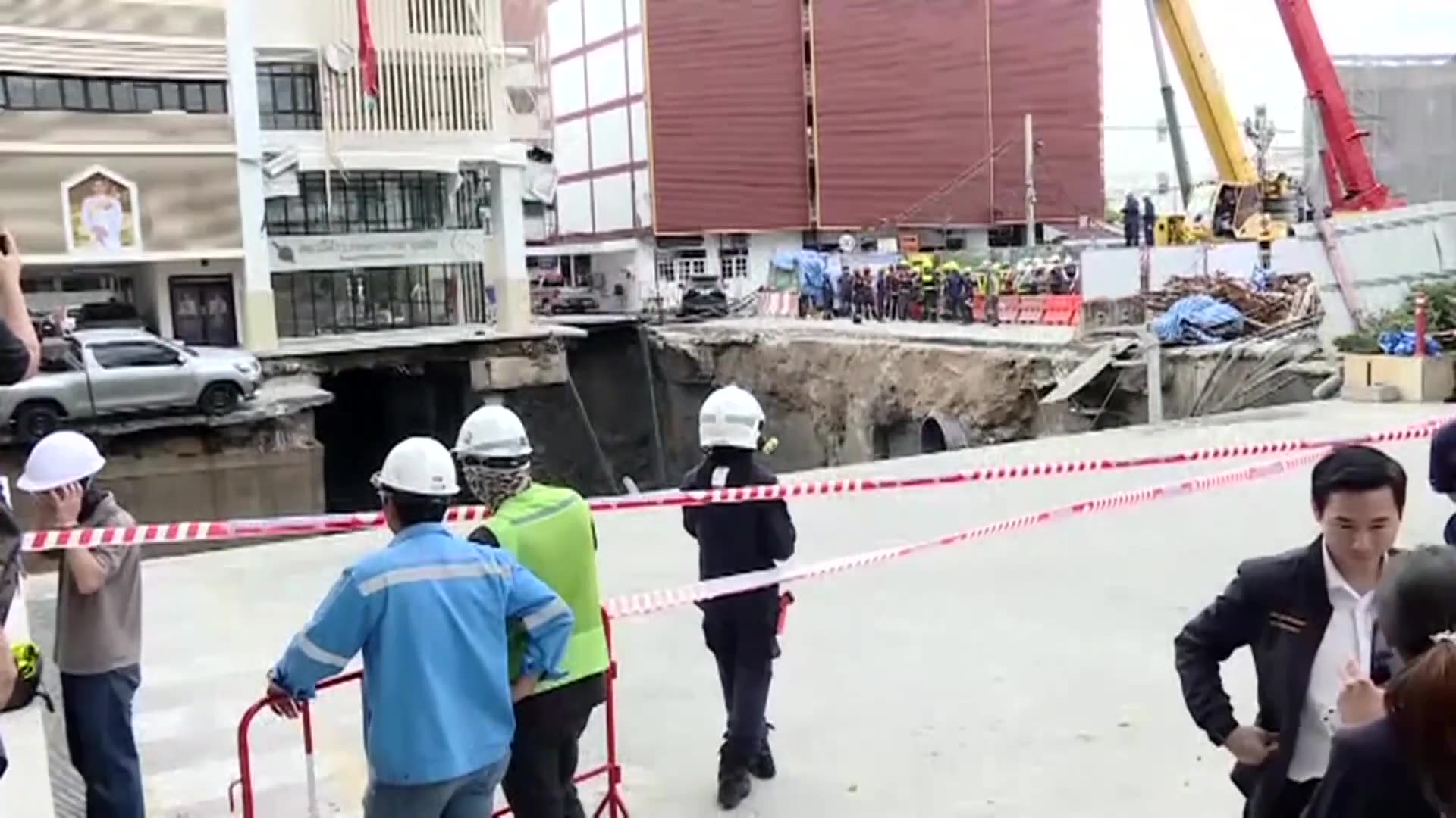 Massive sinkhole in Bangkok swallows vehicle, no casualty reported