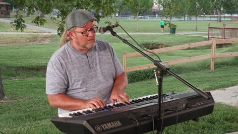 Worship in the Park!
