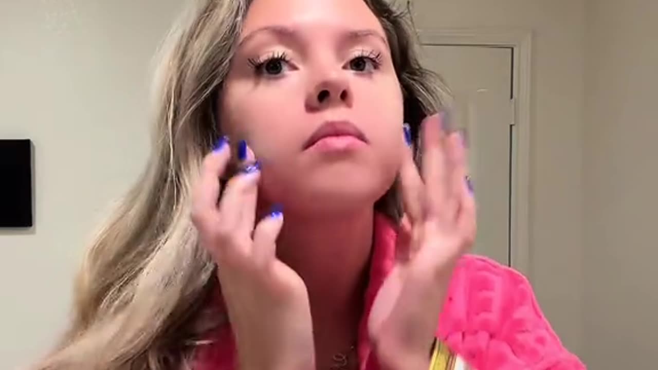 American Lady Shows off Beauty in Style Ep 3