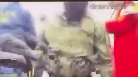 Democrats storm ICE detention center in New Jersey - Bodycam footage