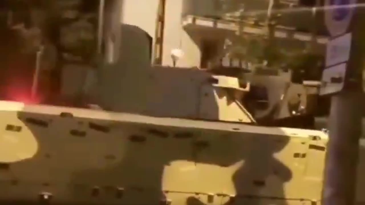 BREAKING: Hungarian Tanks Move Toward Ukraine Border! 🇭🇺🇺🇦