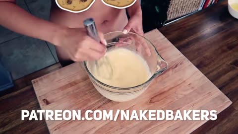 Naked Baking - Lemon Pie Preview