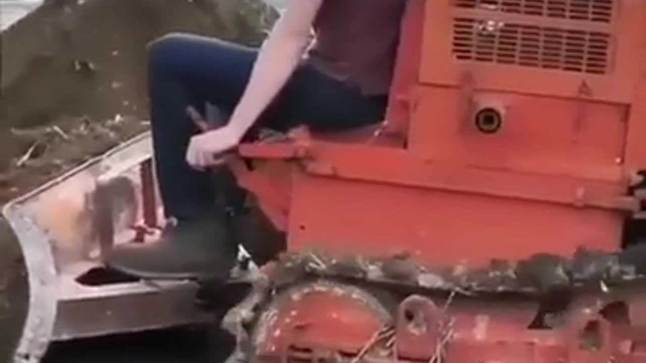 High-risk work. Safety belts are required.