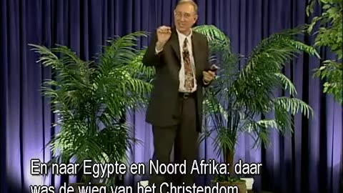 8.MYSTERIE ONTGRENDELD de waarheid achter de 7 zegels Total Onslaught - Walter Veith