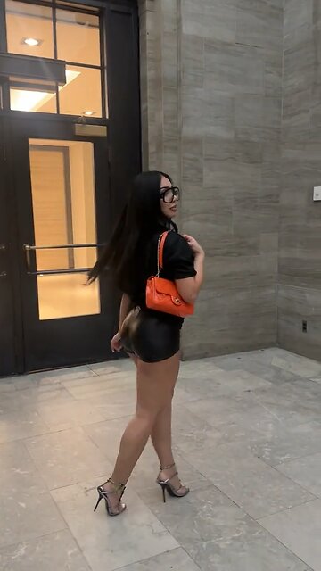 I’m on my way to you!