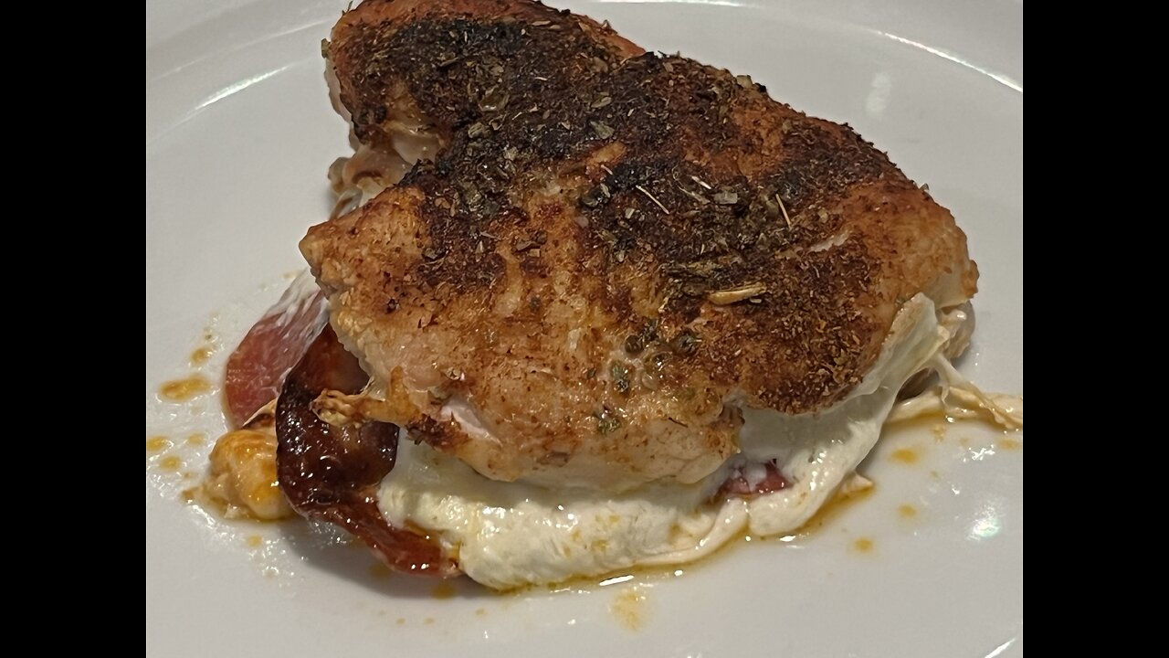 Air fryer Pepperoni & Pesto Chicken melt