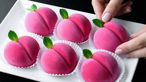 Japanese Mochi with Berries! The Softest Dessert in the World! 🍓🍡