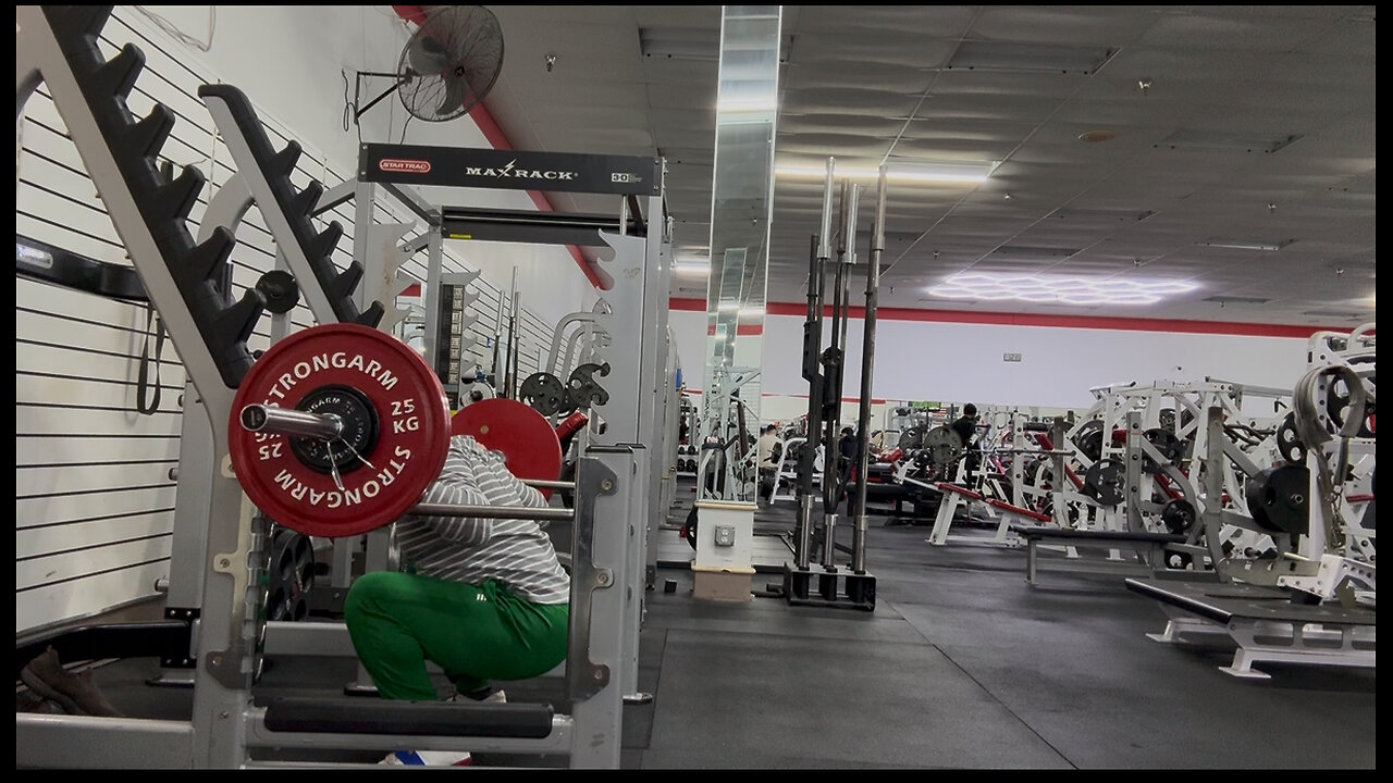BACK SQUATS 127.5KG/281LBs for 4 Reps