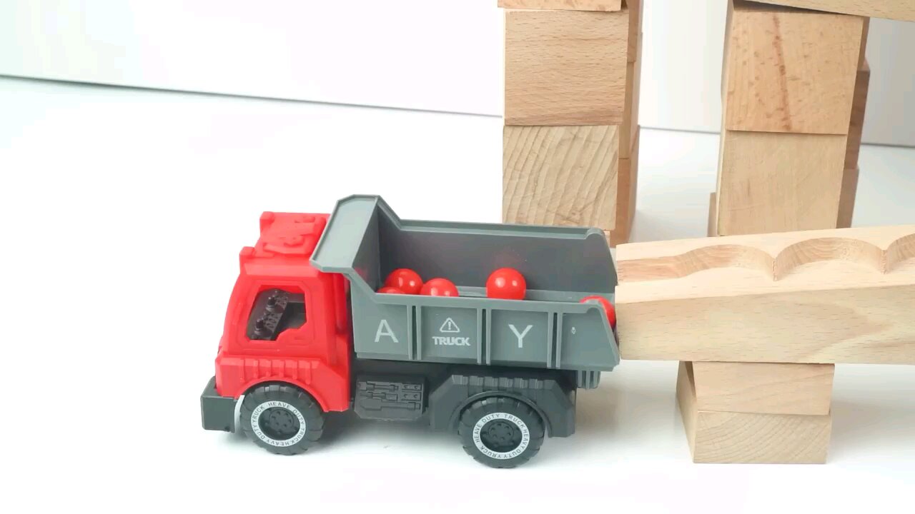 HABA_Slope___Dump_Truck_Excavator_Ambulance_Forklift_Garbage_Truck_Tractors