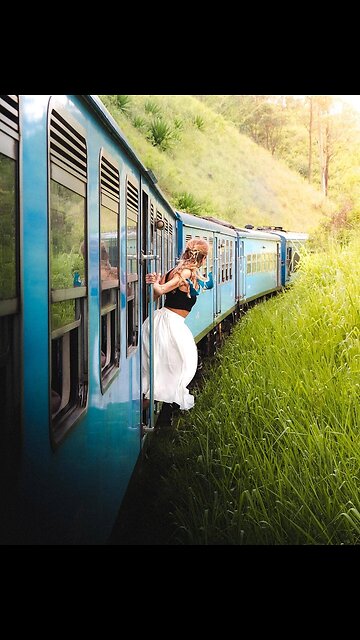 Experience the Scenic Ella Odyssey Train Journey🚉🚆❤💛