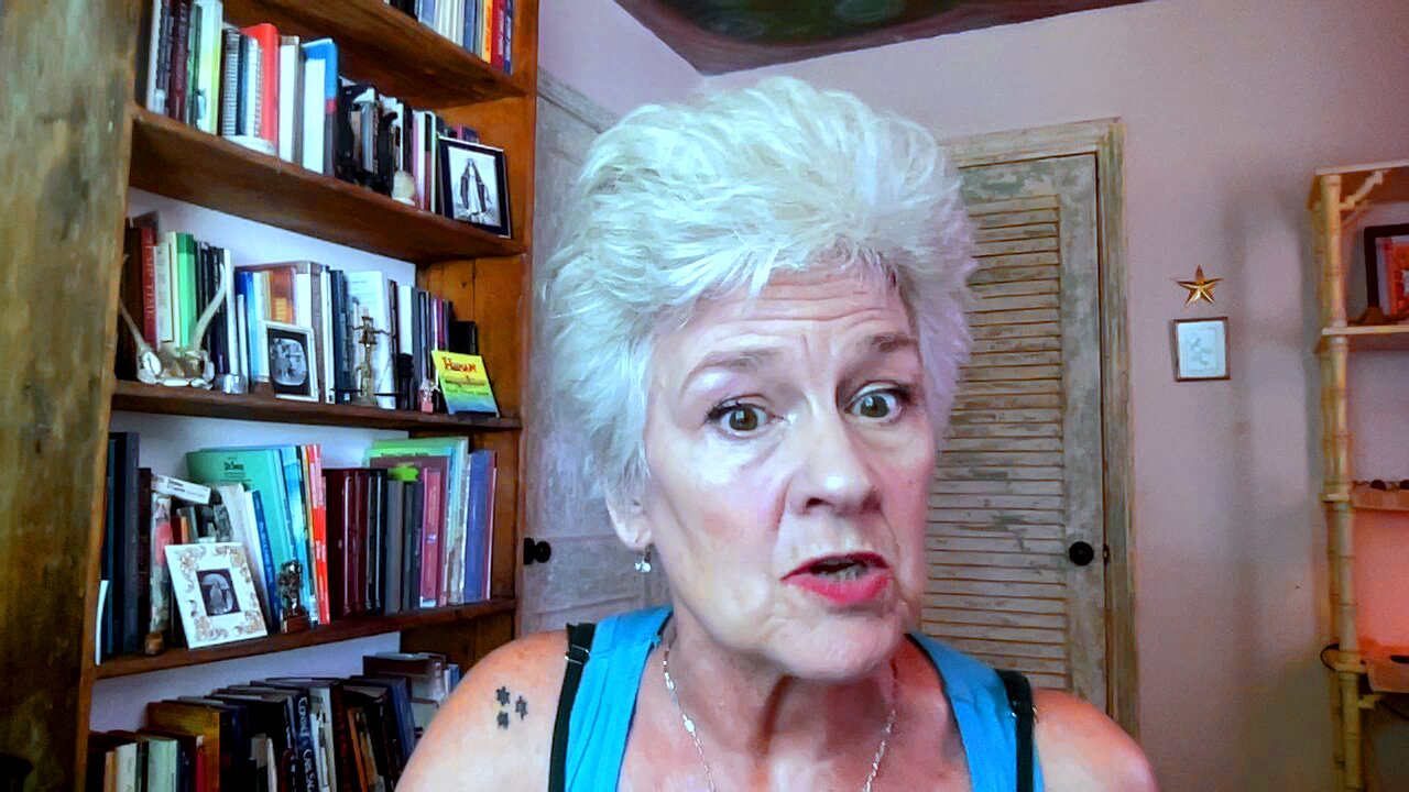 Lady Melody reads The Lion, the Witch, and the Wardrobe-episode 12