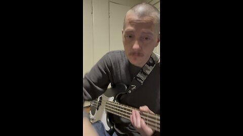 Quick bass lesson