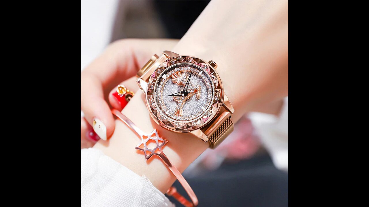 Fashion Women Watch, with 360° Rotatable Dial, Magnetic Watch Band & Daily Waterproof
