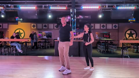 West Coast Swing @ Electric Cowboy with Wes Neese 20250907 185946351