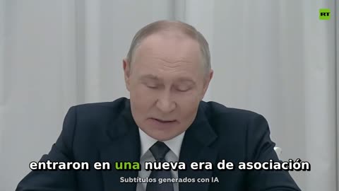 Putin comenta las relaciones actuales con China