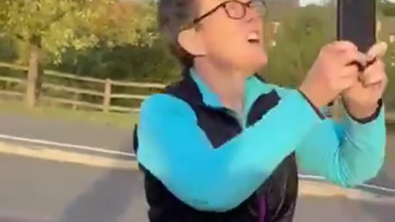 Imagine being this angry over the sight of your own flag