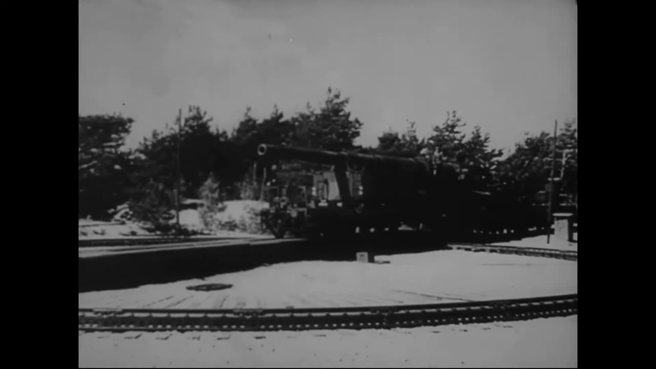 German K12 and K5 railway artillery targeting England from France across the Strait of Dover