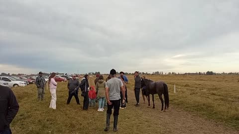 Raid de criollos sobre 7 km A y B en pista Méndez en Villa Isidoro Noblia, Cerro Largo (07/06/2025)
