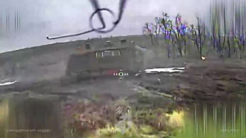 Ukrainian National Guard Squares Off Against Massive Russian Armored Column