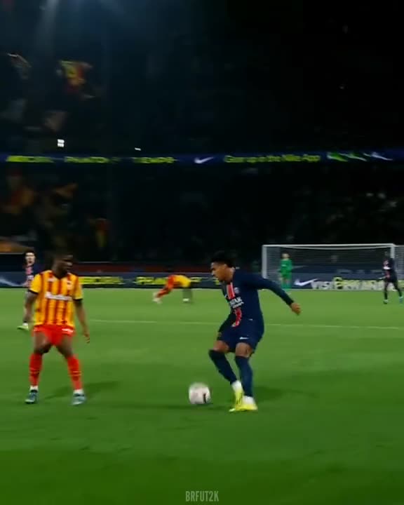 Désiré Doué's skills at PSG ☠️ . . . . . #doue #skills #football #psg #paris #france #edit #footbal