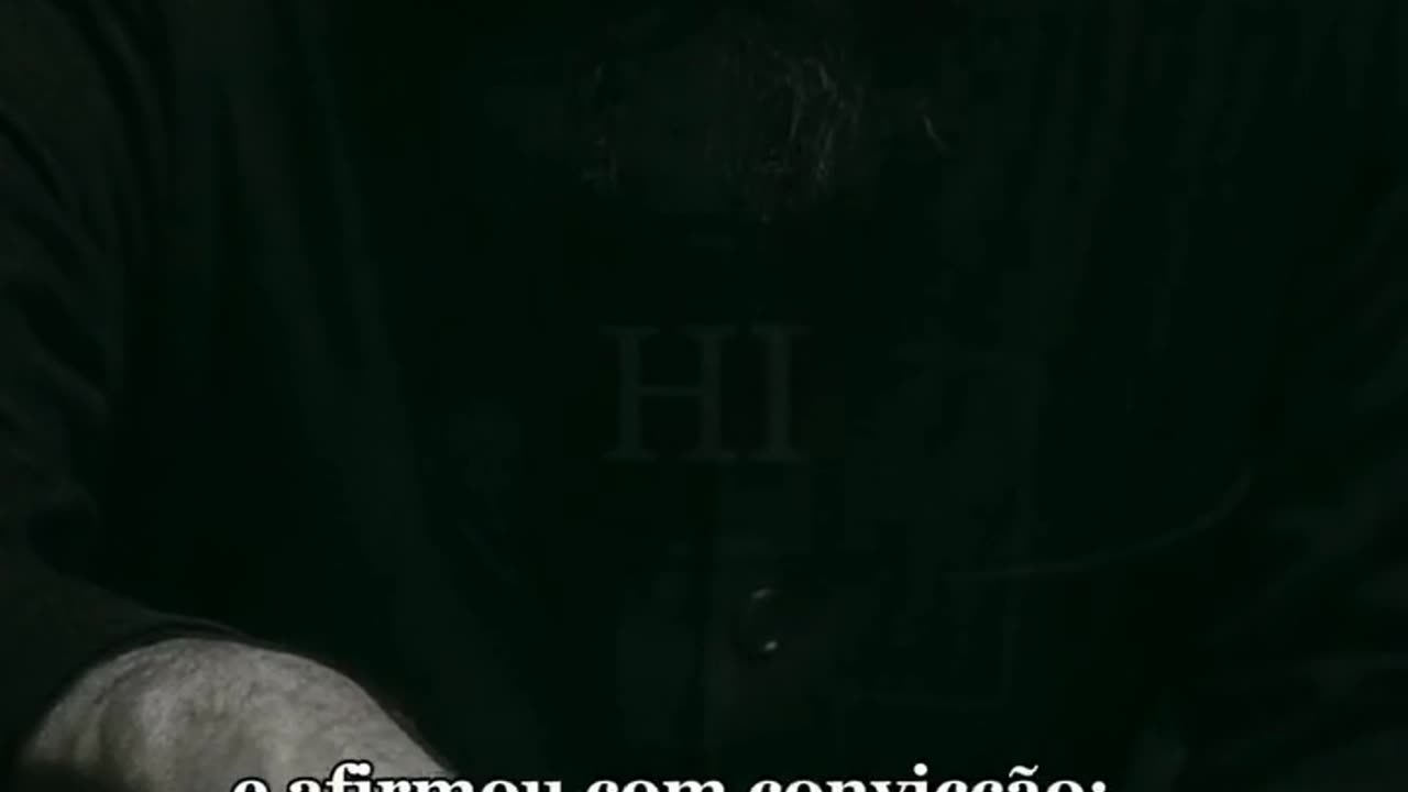 "Pessoas estranhas.