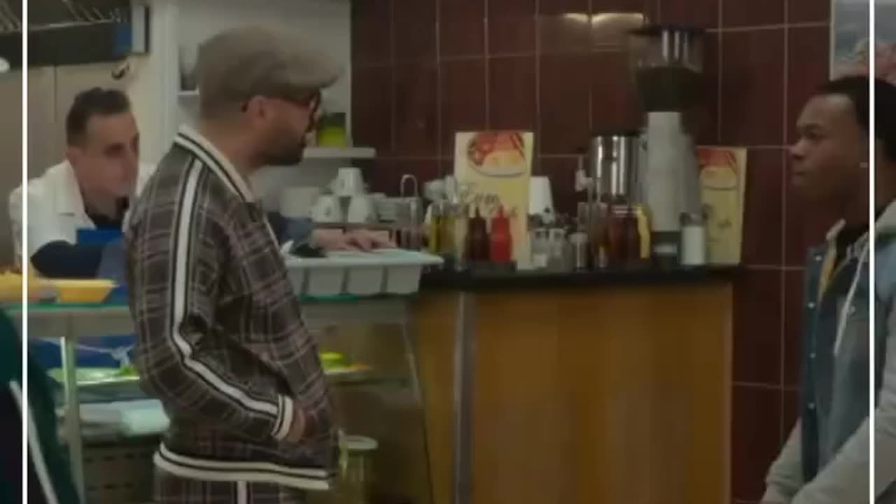 Fragment filmu Dżentelmeni (2019)