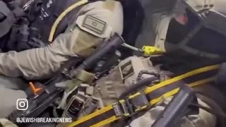IDF Soldiers Say The ‘Wayfarer’s Prayer’ Before Entering a Mission in Gaza