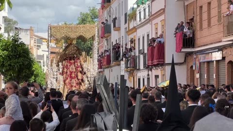 EN DIRECTO: Salida Procesión El Cachorro Sevilla Viernes Santo - 18.04.2025 #semanasanta