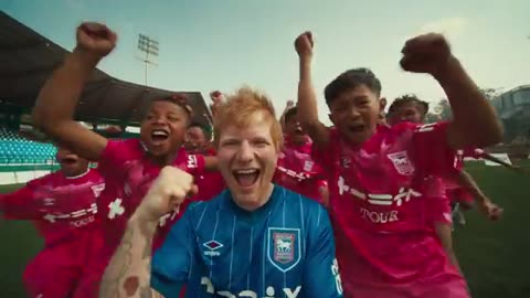 Viral: Ed Sheeran - Sapphire (Official Music Video)