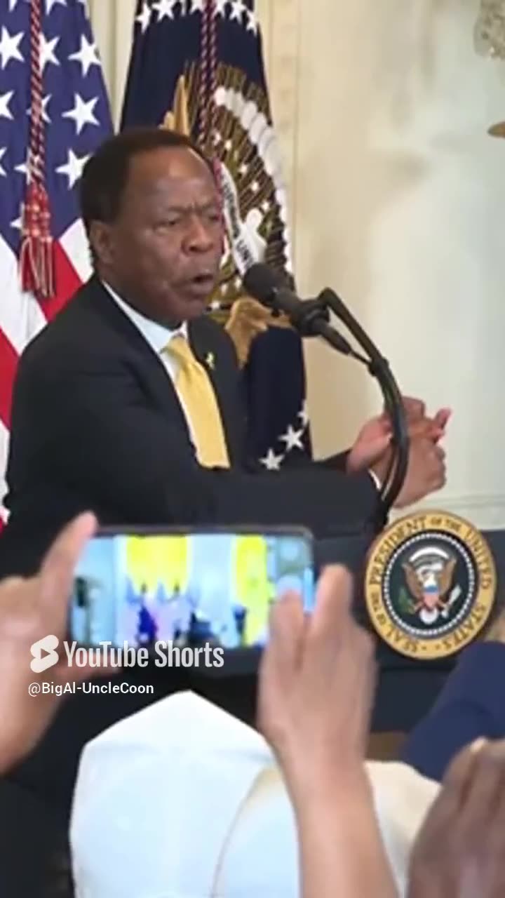 LEO 2.0 SAYS PRESIDENT TRUMP IS THE GREATEST OF ALL TIMES