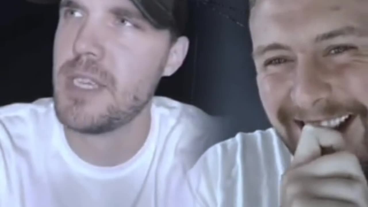 please do not wear Gray Sweatpants if