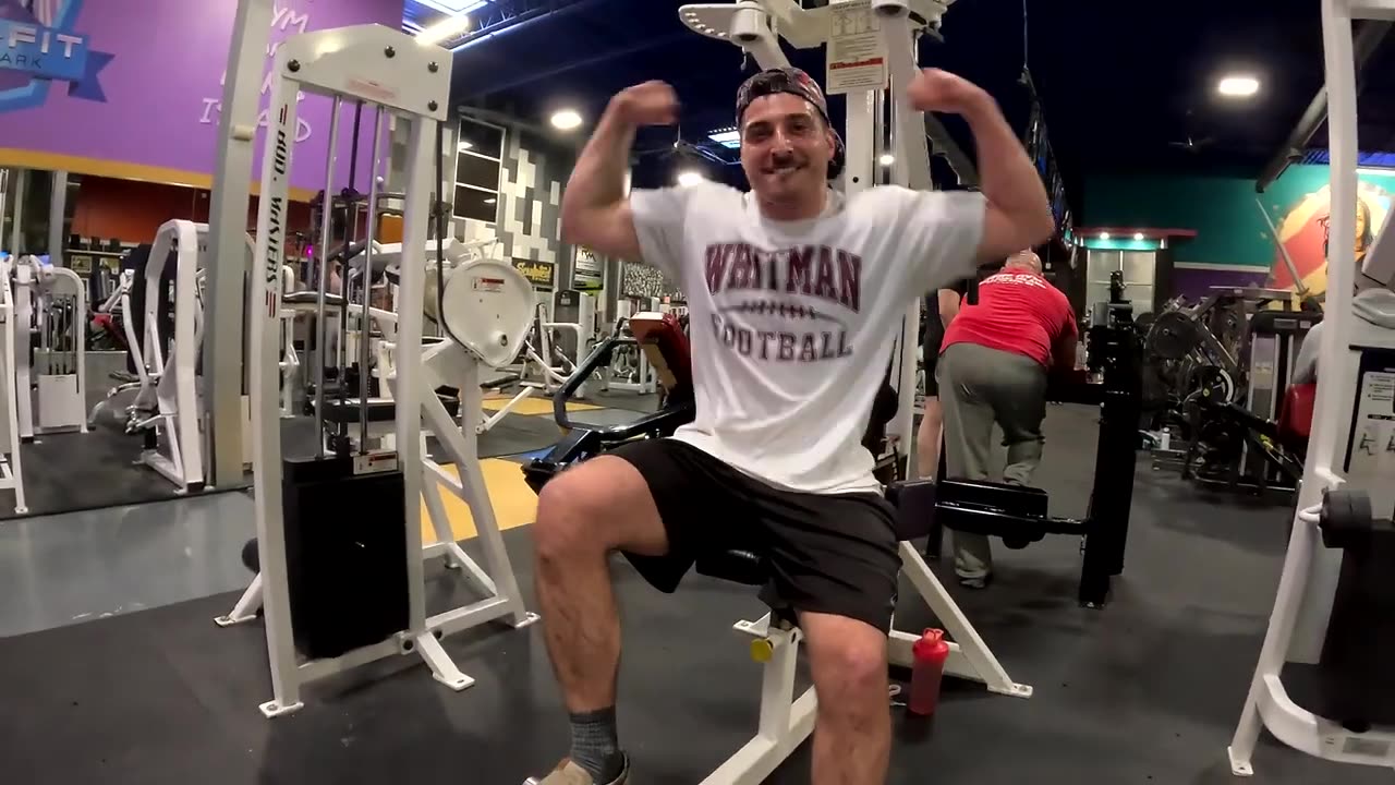 BLAZE: HOW TO GET A HUGE WIDE CHEST WITH PEC FLIES, WORKS OUTER CHEST MUSCLES