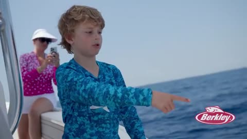 8 Year Old Catches OVER 1000lbs of Fish_part2