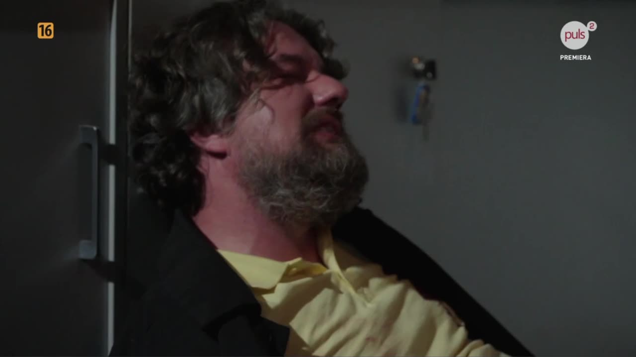 Dzielnica strachu - S09E423 - Taksówkarz