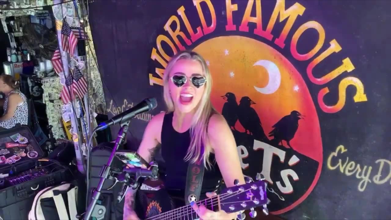 MARCH 9 2025 KARI WOLF LIVE AT WILLIE TS BAR PART 1