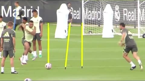 More of Kylian Mbappe x Xabi Alonso during training 🎬