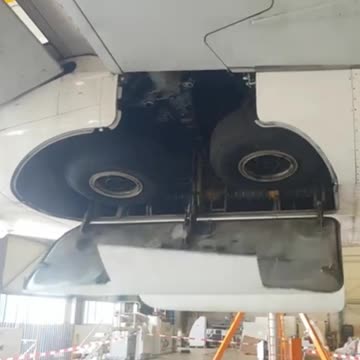 Super Giant #A330 Gear Swing Test Hangar #Aviation #AeroArduino